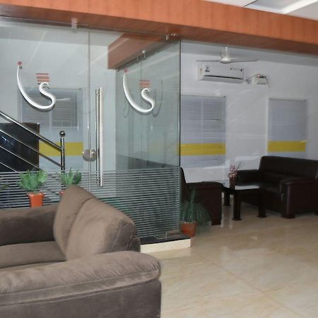 Surag Residency Hotel Tiruchirappalli Ngoại thất bức ảnh