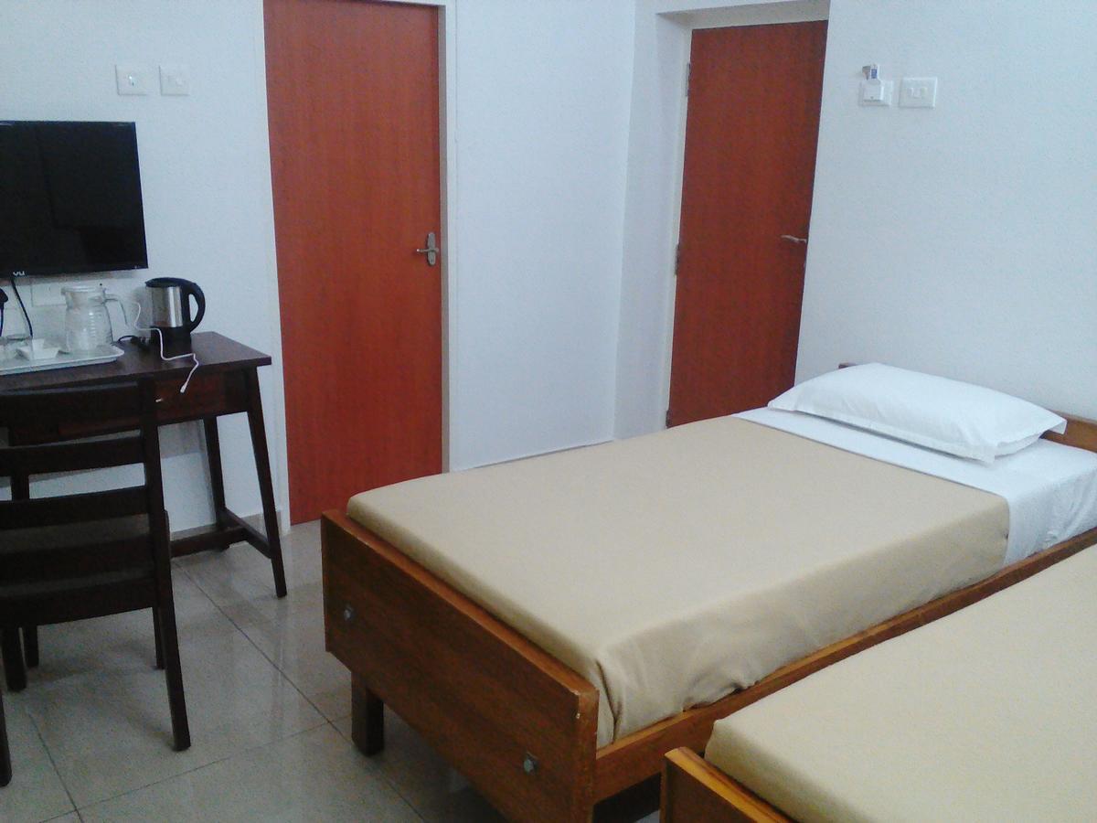 Surag Residency Hotel Tiruchirappalli Ngoại thất bức ảnh