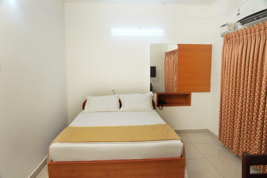 Surag Residency Hotel Tiruchirappalli Ngoại thất bức ảnh